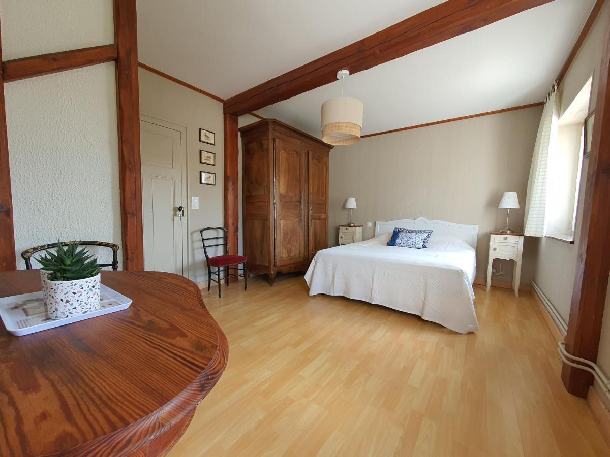 Le Pressoir De Marsac Hotel Marsac  Buitenkant foto