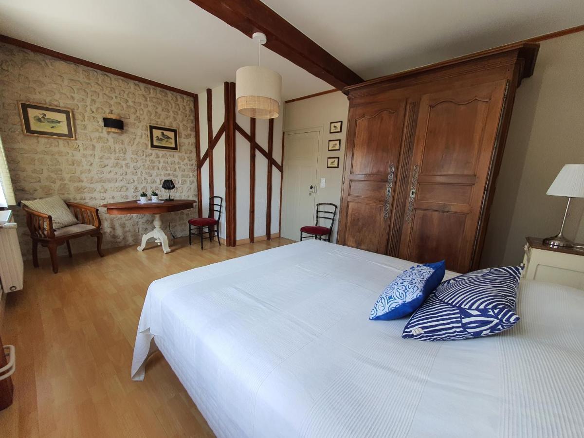 Le Pressoir De Marsac Hotel Marsac  Buitenkant foto